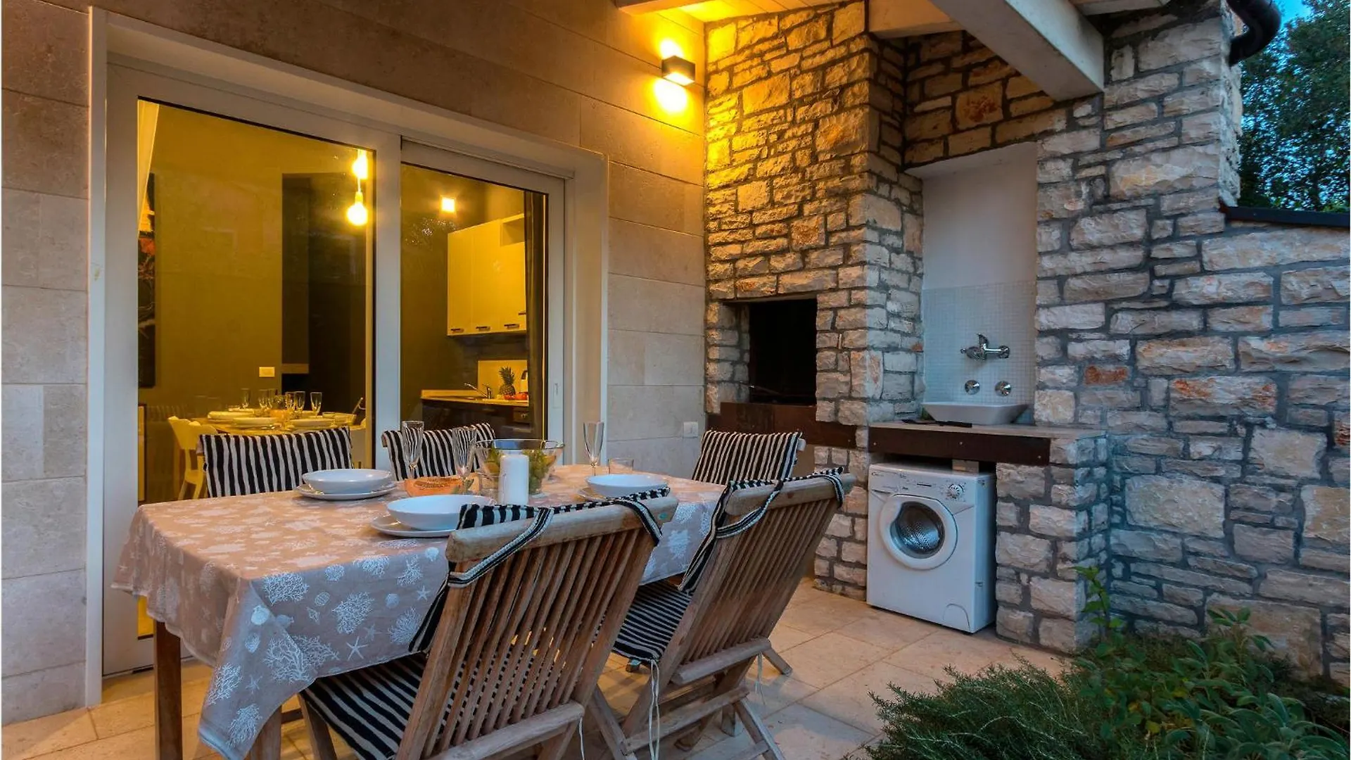 Stunning Home In Fazana With Wifi
