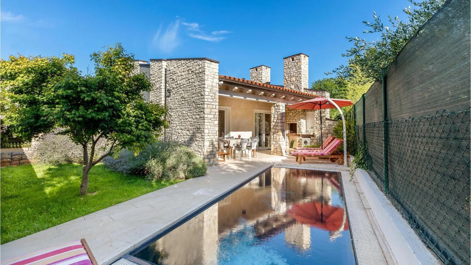 Stunning Home In Fazana With Wifi